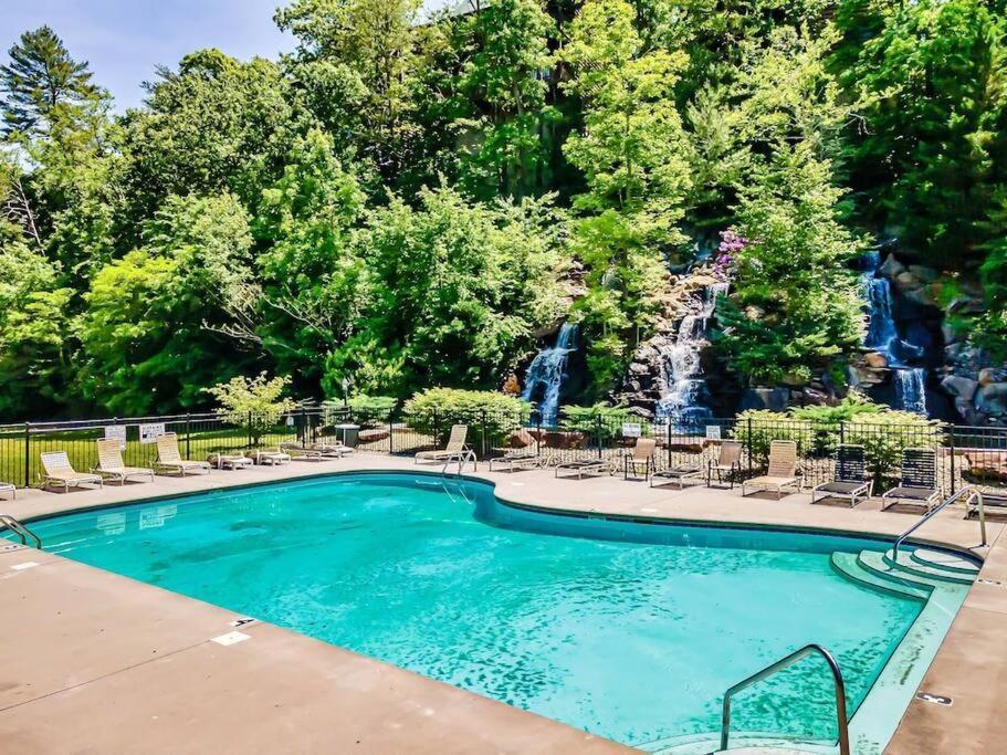 Cabin-N-Smokys! Indoor Resort Pool Views Hot Tub Game Room Sevierville Extérieur photo