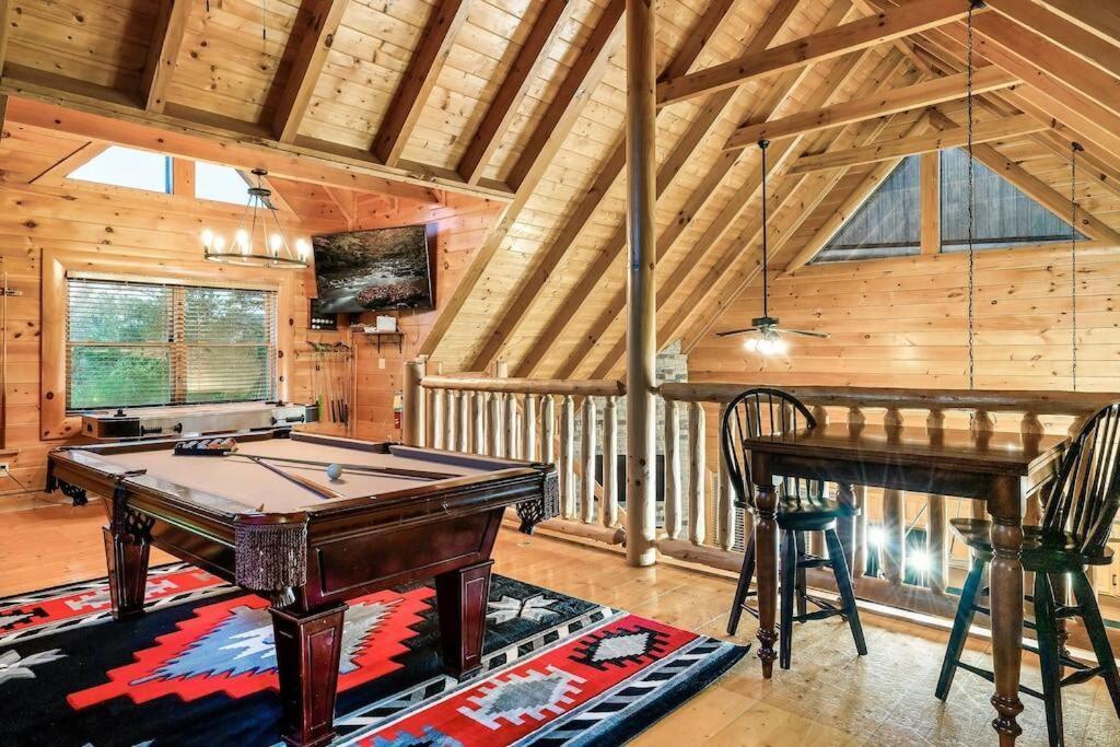 Cabin-N-Smokys! Indoor Resort Pool Views Hot Tub Game Room Sevierville Extérieur photo