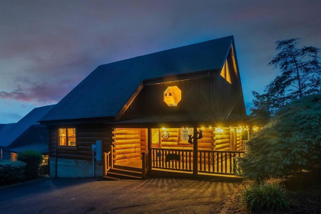 Cabin-N-Smokys! Indoor Resort Pool Views Hot Tub Game Room Sevierville Extérieur photo