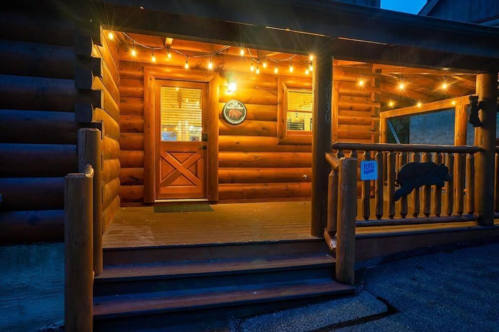Cabin-N-Smokys! Indoor Resort Pool Views Hot Tub Game Room Sevierville Extérieur photo