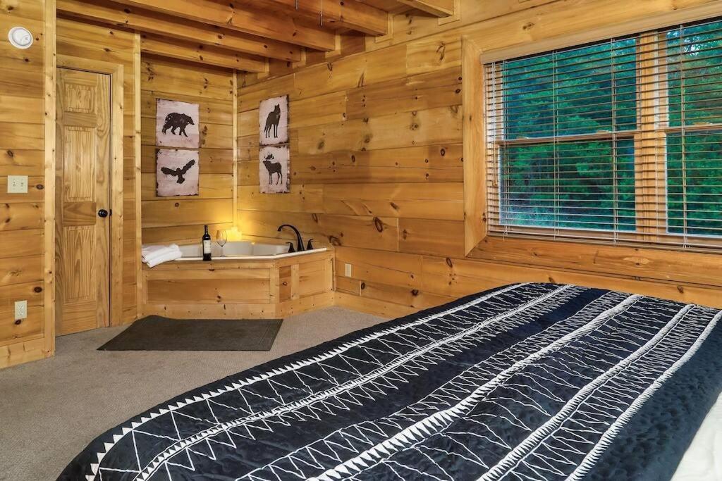 Cabin-N-Smokys! Indoor Resort Pool Views Hot Tub Game Room Sevierville Extérieur photo